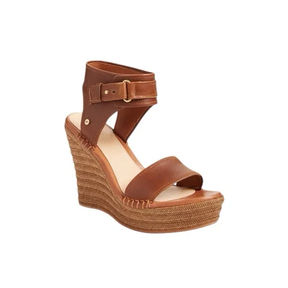 UGG ‘Maryanne’ Wedge Sandal. Size 9.5 - Picture 2 of 14